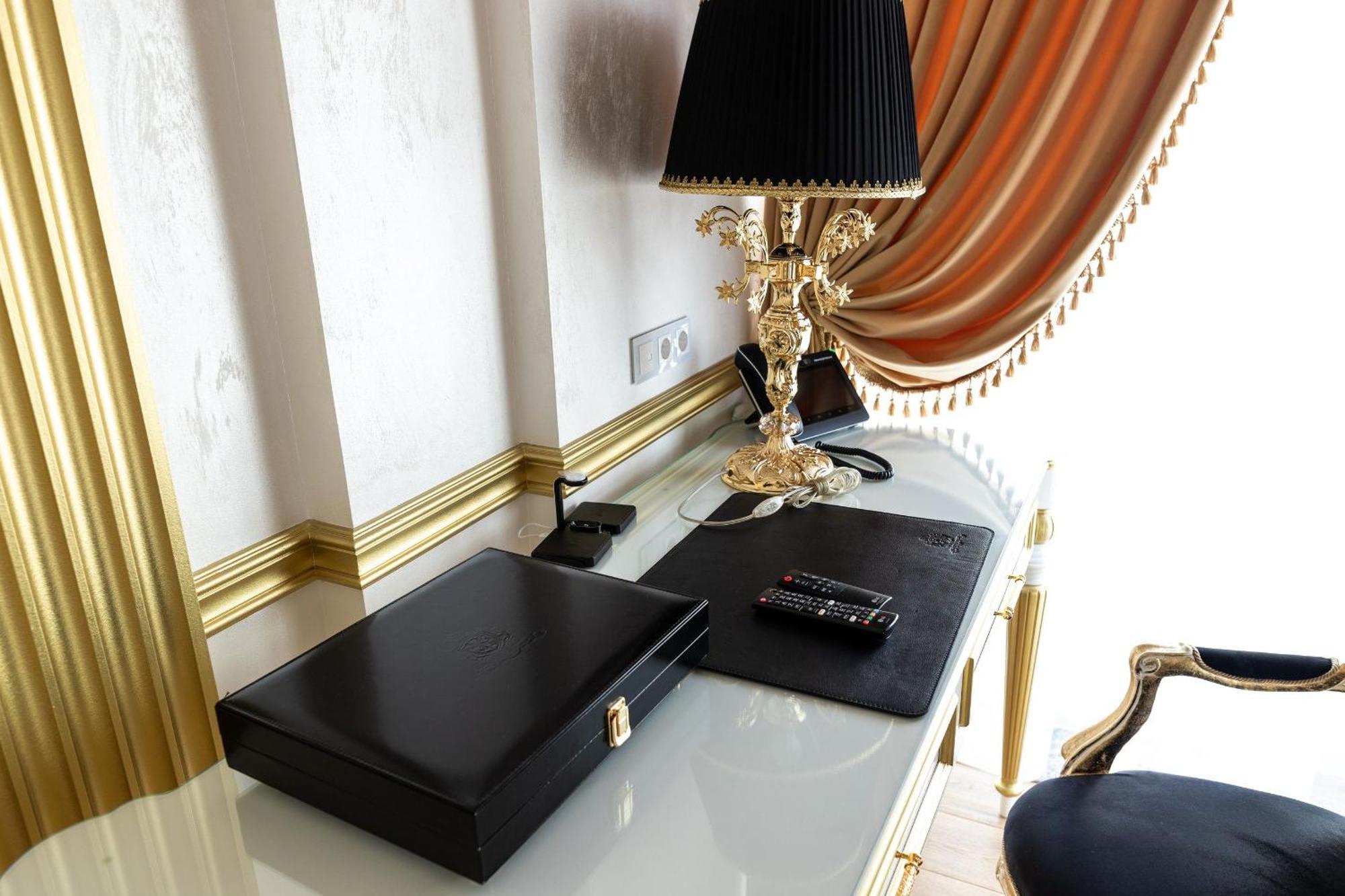 Royal Palace Luxury Hotel And Spa Хмельницкий Номер фото