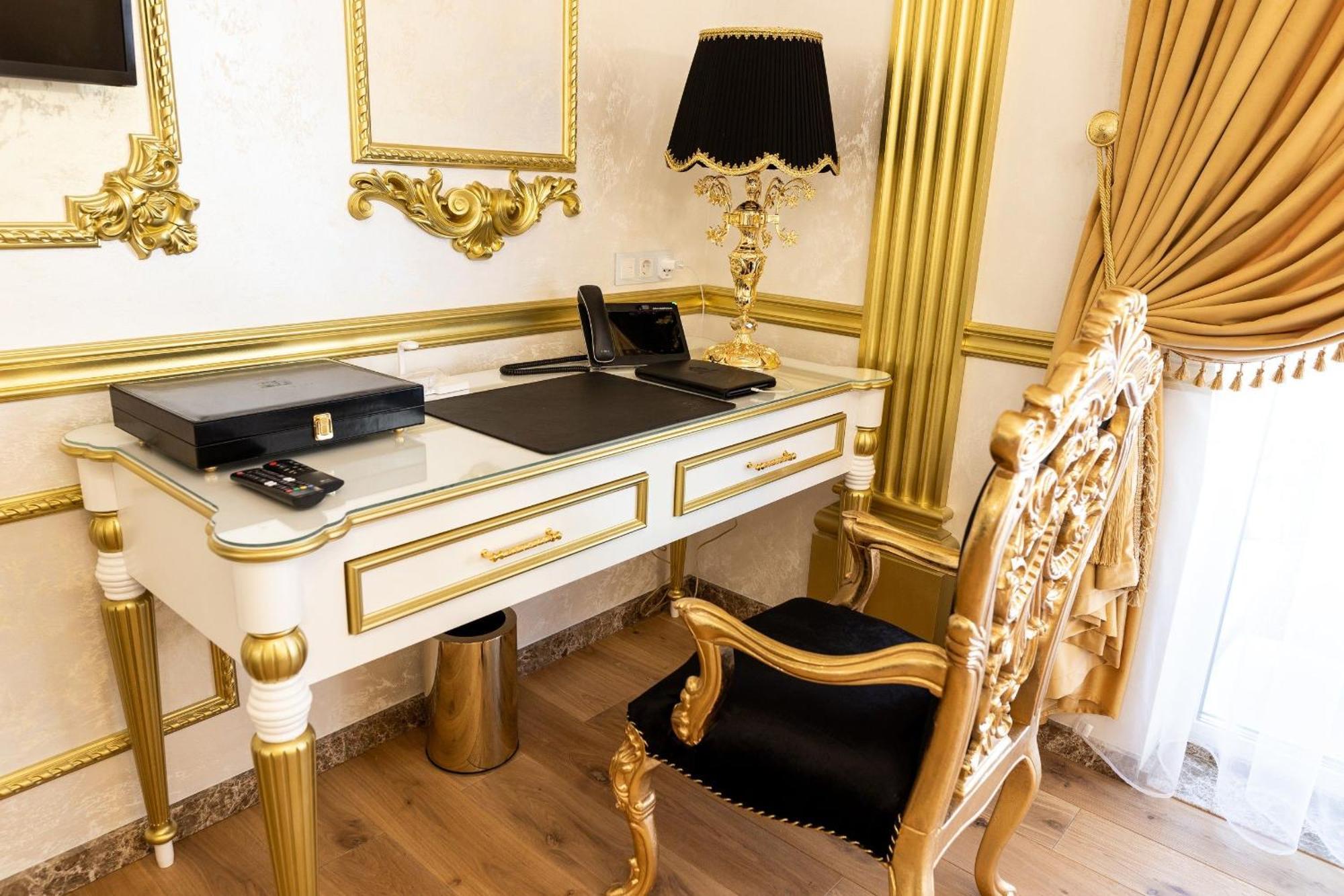 Royal Palace Luxury Hotel And Spa Хмельницкий Номер фото
